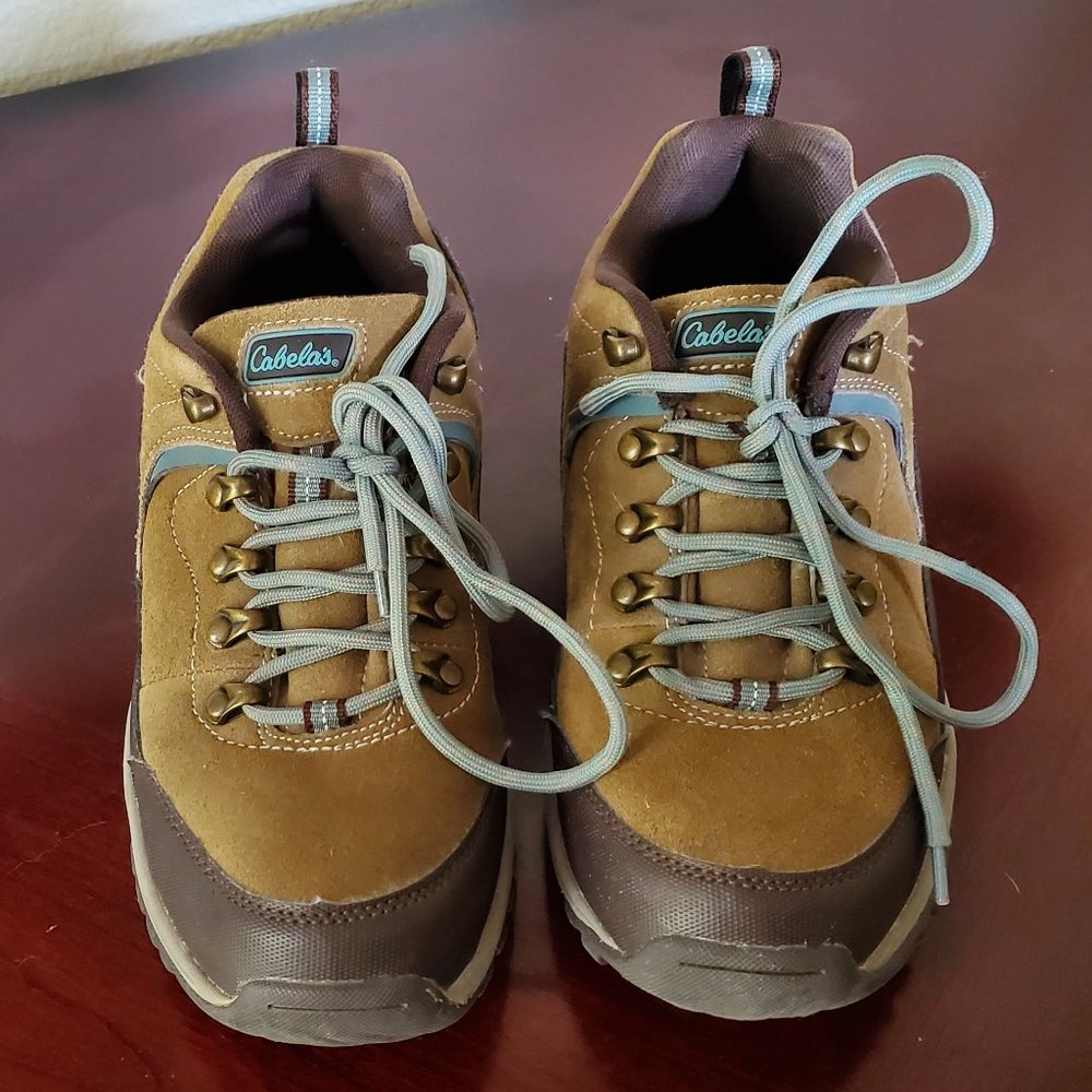 SALE!!Cabela's Women's Hiking Low Hiking Boot - 8M - Leather Upper - Portia Low